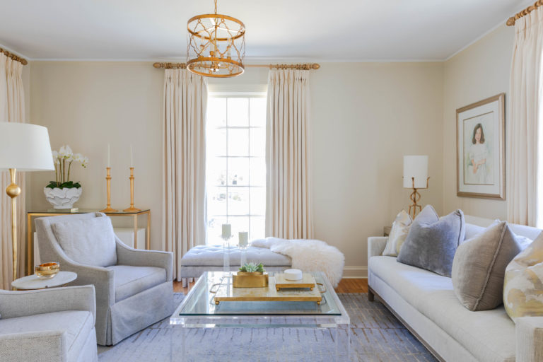 Living room by Jade Interior Design